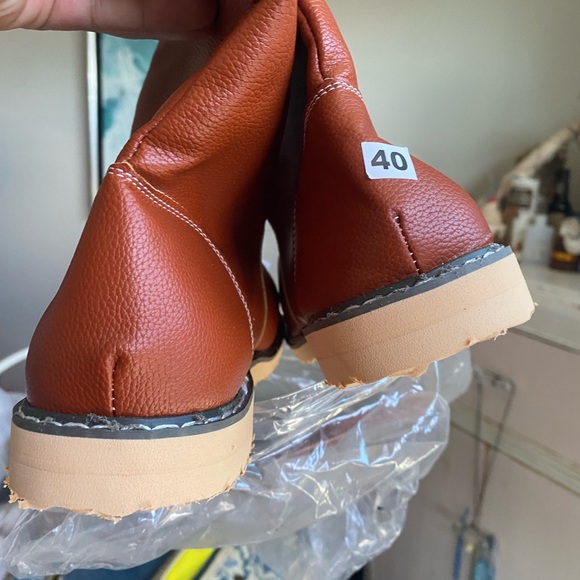 Fleece Lined Brown Leather Boots - Picture 4 of 10